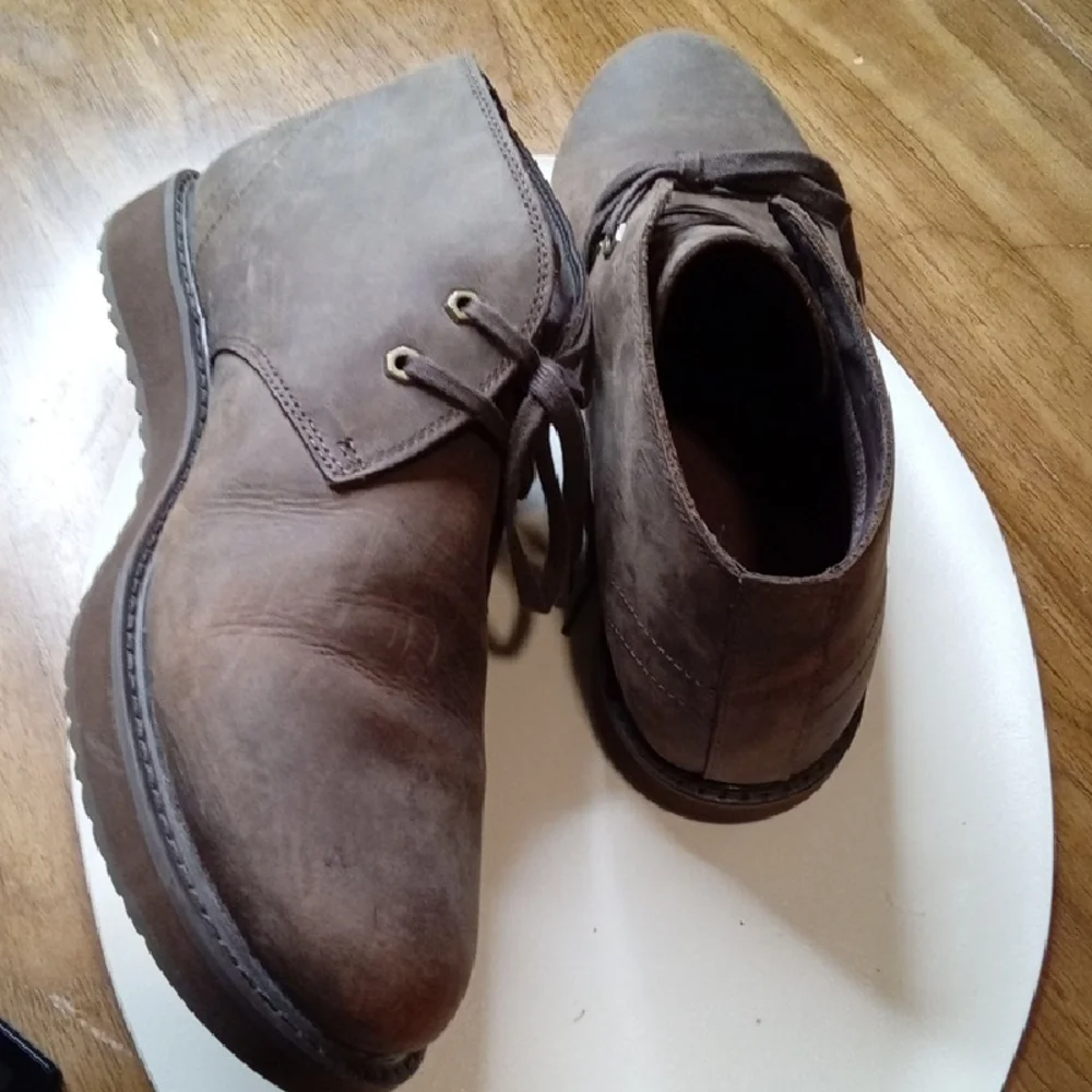 L.L. Bean Men's Brown Leather Shoes - Picture 4 of 6